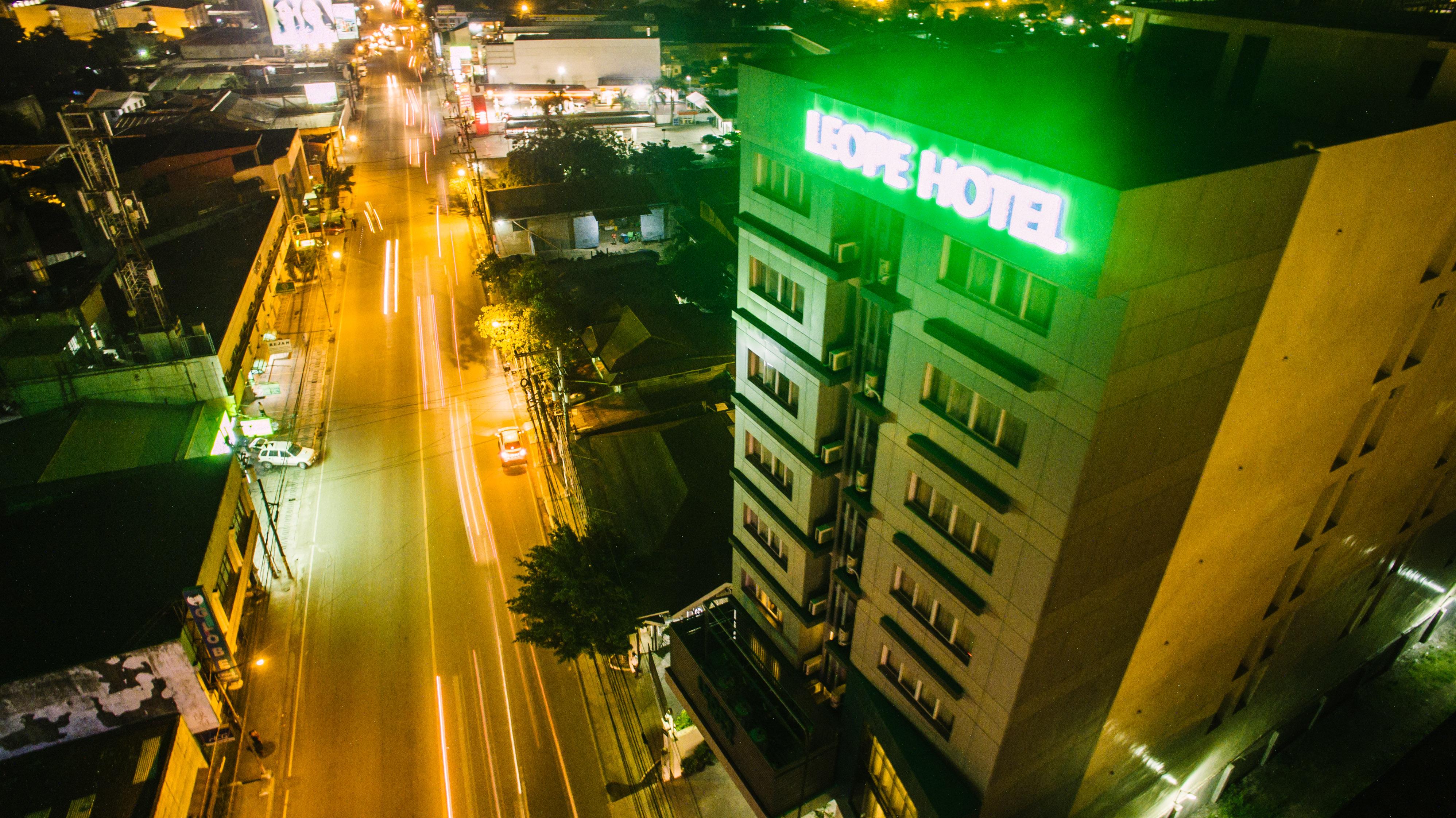 Leope Hotel Cebu Stadt Exterior foto